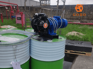 máy bơm hóa chất thùng phuy