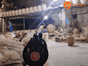 máy bơm màng gốm sứ