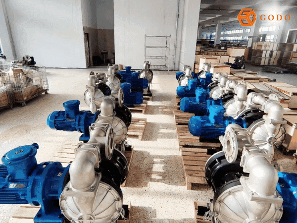 Máy bơm màng GODO