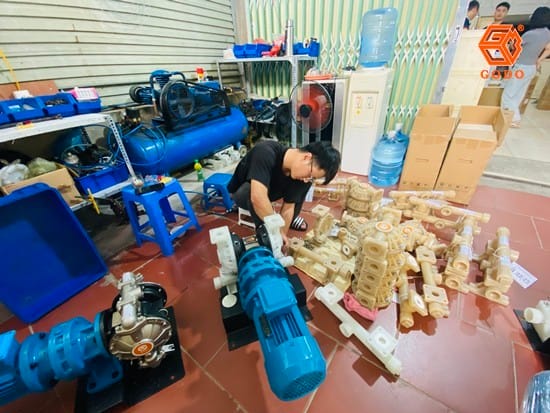 Những lưu ý khi lắp đặt và sử dụng bơm màng