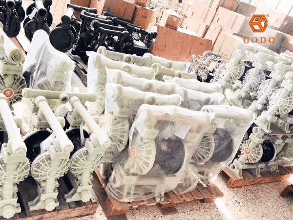 Máy bơm màng bơm chất lỏng đặc 1