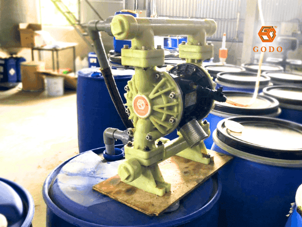 May bom mang khi nen bom thung phuy 2