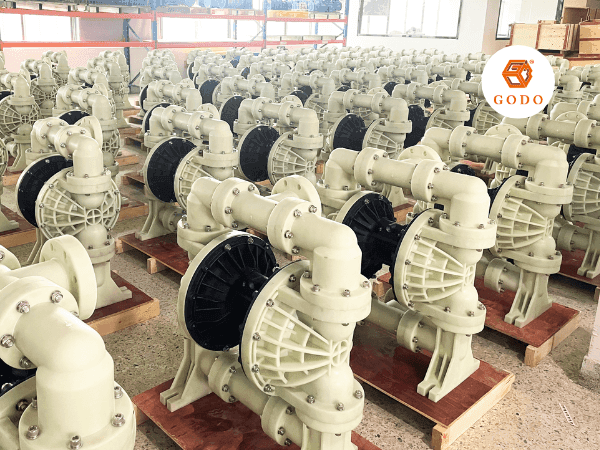 Máy bơm axit H2S04