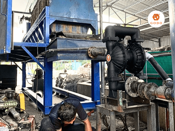 Máy bơm nước thải GODO (2)
