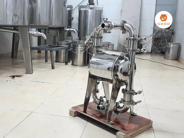 Máy bơm rượu GODO (4)