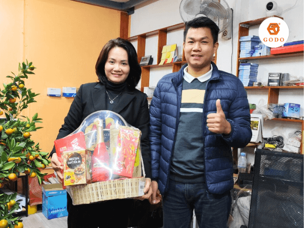 GODO đến thăm, chúc Tết khách hàng