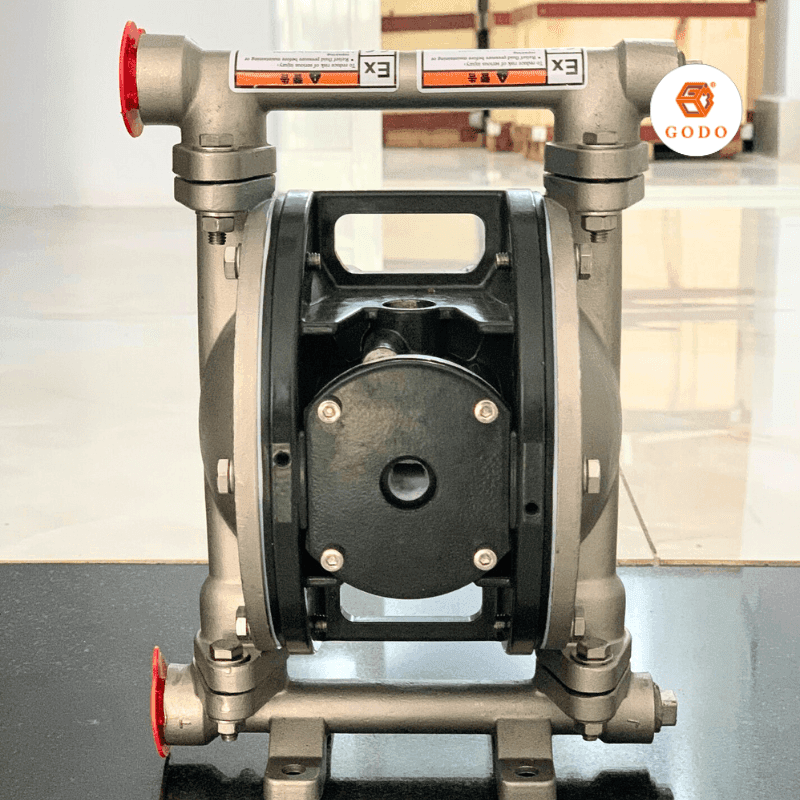 Máy bơm mini trong ngành xăng dầu (1)