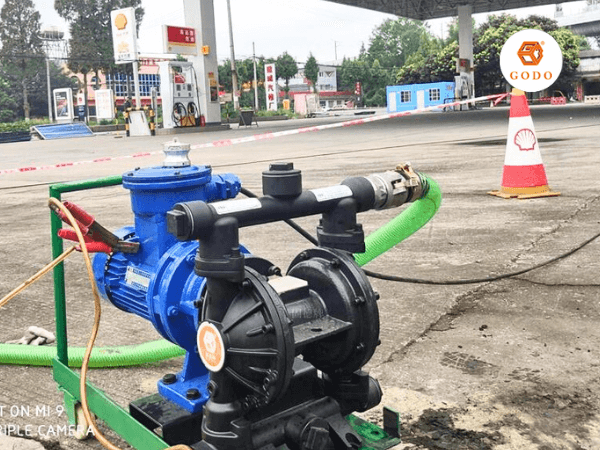 Máy bơm xăng dầu mini GODO