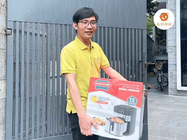 GODO tang qua KH mung thang sinh nhat