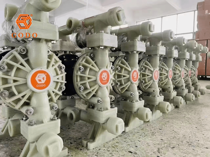 Bơm màng GODO có tốt không ? Đánh giá chi tiết về bơm màng GODO 2 Bơm màng GODO có tốt không