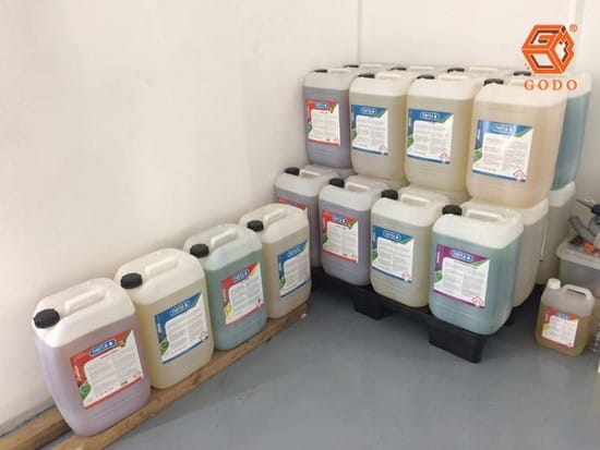 bơm dung dịch tẩy rửa