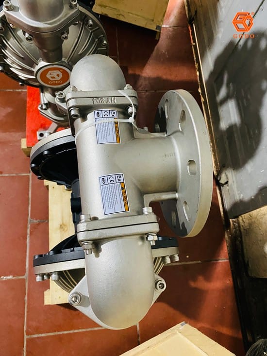 Bơm màng khí nén lưu lượng lớn