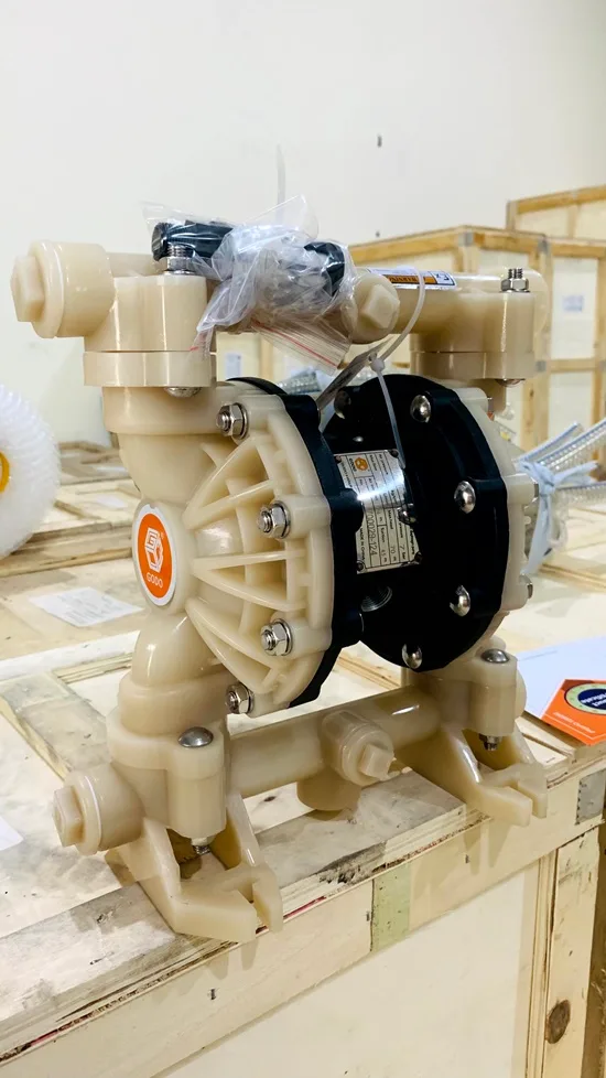 Bơm màng khí nén bơm hóa chất