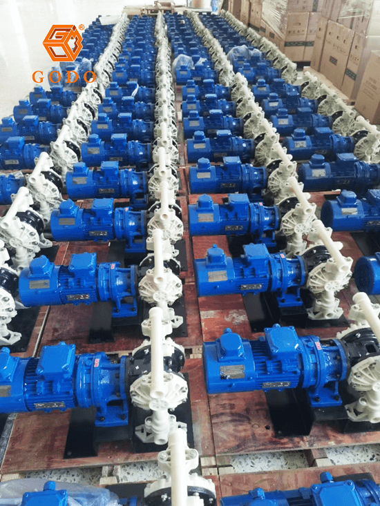 Nên chọn vật liệu nào cho bơm màng điện