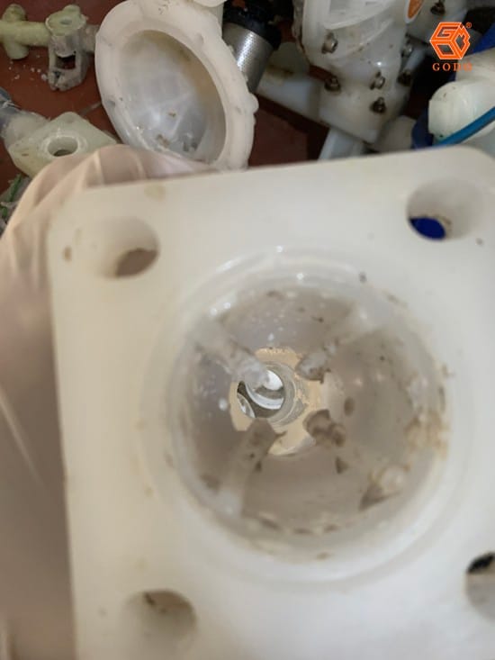 Những lỗi thường gặp khi sử dụng bơm màng khí nén