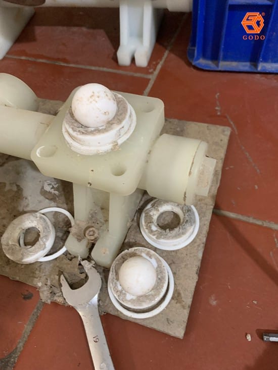 Những lỗi thường gặp khi sử dụng bơm màng khí nén