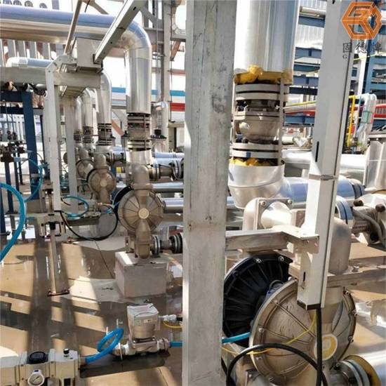 Bơm nước thải trong công nghiệp xử lý nước thải