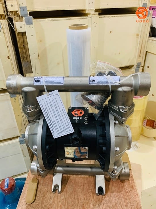 So sánh giá các hãng bơm màng khí nén