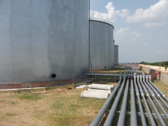 Vai trò của đường ống công nghiệp khi sử dung máy bơm màng