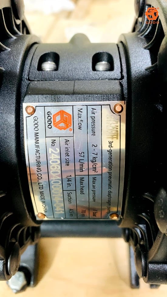 vật liệu bơm màng nào tiết kiệm chi phí